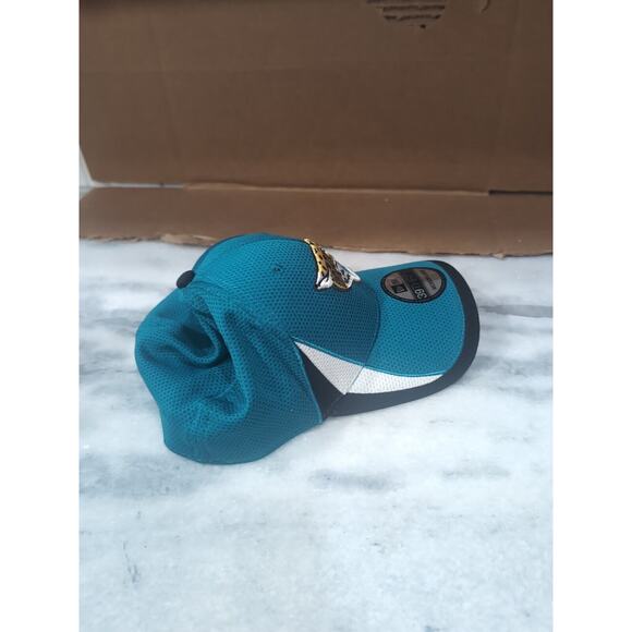Jacksonville‎ Jaguars New Era 39Thirty Hat M/L, NFL Team Cap, Football Fan Gift - Picture 3 of 8